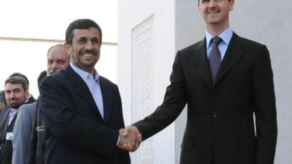 تناقلت بعض وسائل الإعلام خبراً حول منح إيران سوريا 290 ألف برميل نفط يومياً بالمجان خلال الأشهر التسعة القادمة