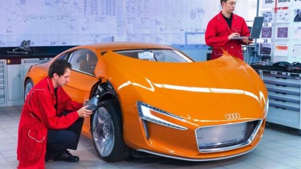 Audi R8 e-tron, the first electric sports car from Audi Audi R8 e-tron, the first electric sports car from Audi