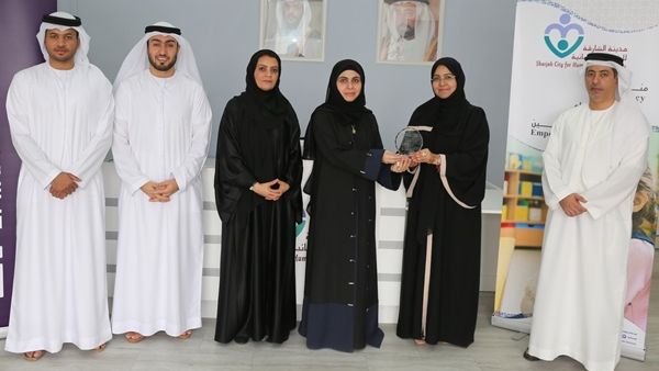 خلال الحدث