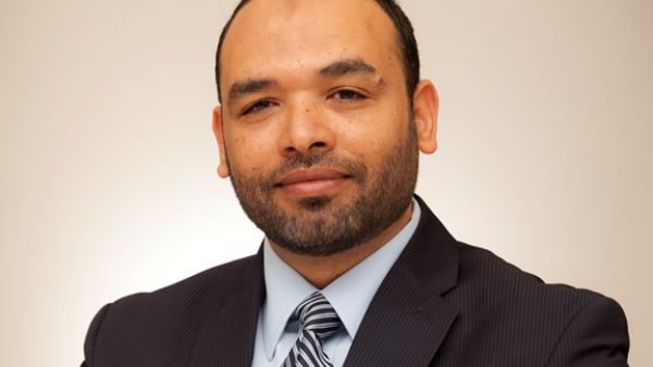 الدكتور أيمن شبانة، عضو الهيئة التدريسية في جامعة جورجتاون قطر