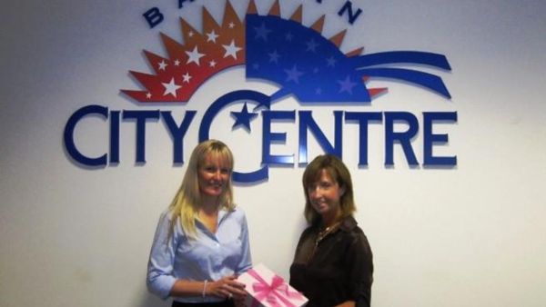 Jules Sprakel, Founder of Think Pink Bahrain and Lori Cunningham, Marketing Manager for Bahrain City Centre 