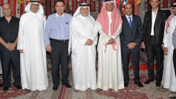 Jamal Al-Hazeem, CEO, BMI Bank with Staff