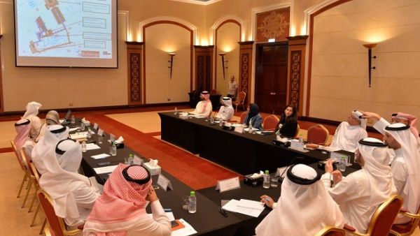 خلال الإجتماع