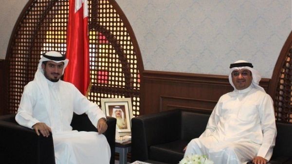 خلال الإجتماع