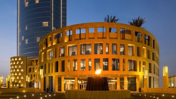 فندق برج رافال كمبينسكي قد نظّم العام الفائت مهرجاناً للمأكولات الصينية وحاز على رضا كافة الزوار.