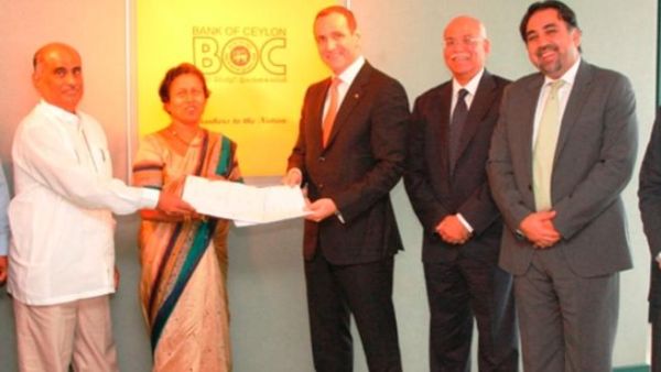 Mashreq & Bank of Ceylon officials