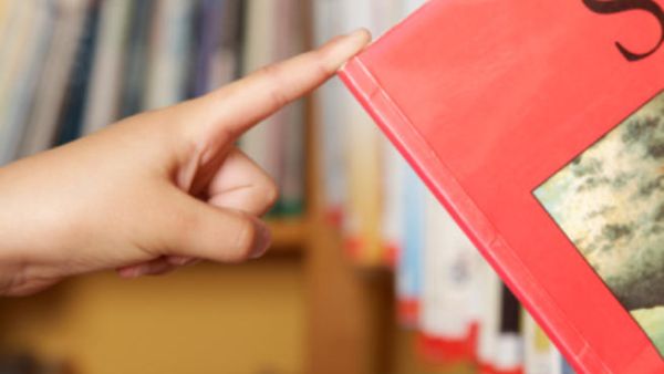 Young Arabs need to read more
