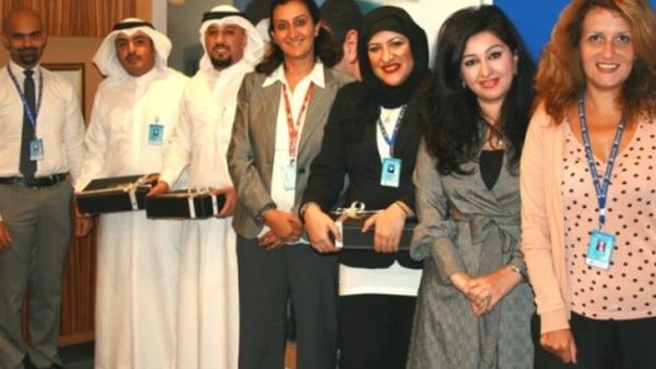 Haneen Al Rumaihi along with the top performing Premier Banking Executives and a number of executives from Burgan Bank’s Retail Department