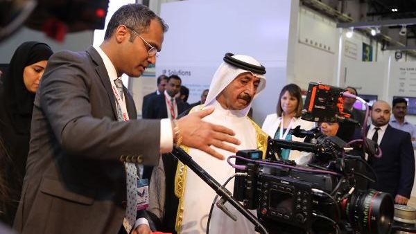 Canon at CABSAT 2017 - Anurag Agrawal, MD at Canon Middle East and Shaikh Hasher bin Maktoum Al Maktoum, Director General of Dubai’s Department of Information
