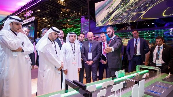 Cisco Experts run thru demo with ADMCC Delegat'n  DG