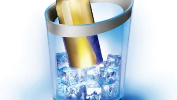 The ‘ambience’ products have a radiant glow that transforms any object or room, to reveal new details with a magical feel, fascinating effects, and an enchanting aura of light