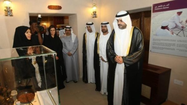 ولي العهد ونائب حاكم الشارقة خلال إفتتاح متحف الشارقة للتراث