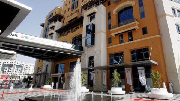 Dubai Economy issued 1,638 new licenses and gave initial approval to 2,087 transactions in January 2018. Dubai Economy issued 1,638 new licenses and gave initial approval to 2,087 transactions in January 2018.