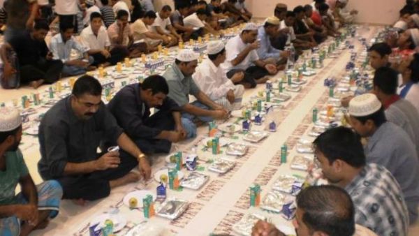 مأدبة الإفطار