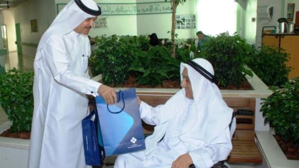 The DPG team offered gifts in appreciation of their commendable roles in the society, which were warmly received