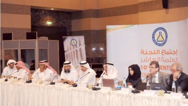 خلال الإجتماع