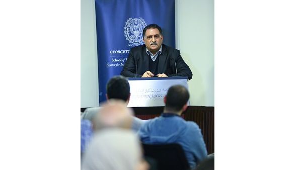 عزمي بشارة يتحدث في جامعة جورجتاون