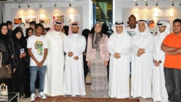 Dr. Fatima and Dr. Ali with the participants and organisers