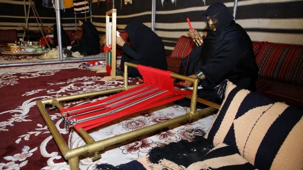 سيكتشف الزوار في هذا الشهر طريقة استفادة أبناء البادية من الموارد النادرة، والتعرف إلى أنواع شتى من أدوات العيش ومستلزمات الحياة.