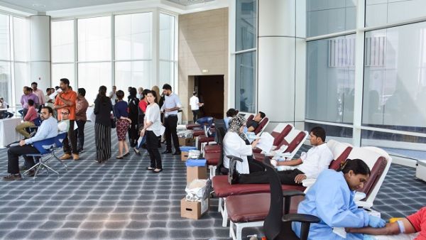 تم جمع ما يقرب من 100 وحدة دم دعماً للحملة. تم جمع ما يقرب من 100 وحدة دم دعماً للحملة.
