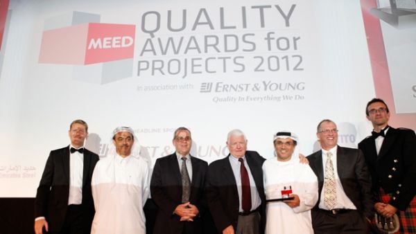 EMAL Vice President  Projects, Yousuf Abdulla Al Bastaki, receives MEED 2012 Award