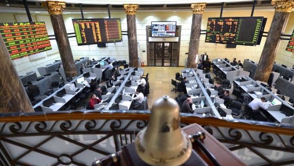 أظهر التقرير الأسبوعي للبورصة المصرية ارتفاع أداء مؤشرات السوق الرئيسية والثانوية بشكل جماعي