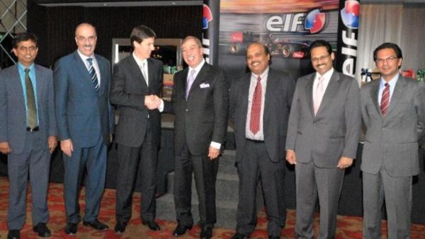 مجموعة من شركة ELF