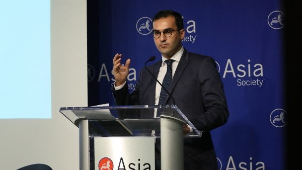 السيد إلياس فلفول، مدير إدارة تطوير السياسات والشراكات في مؤتمر القمة العالمي للابتكار في التعليم (تقدمة جمعية آسيا). 