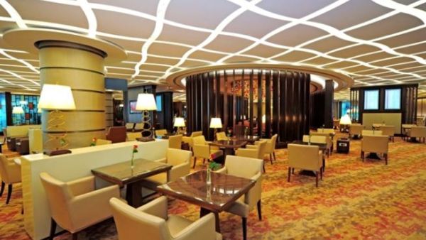 Emirates' First Class Lounge in Dubai