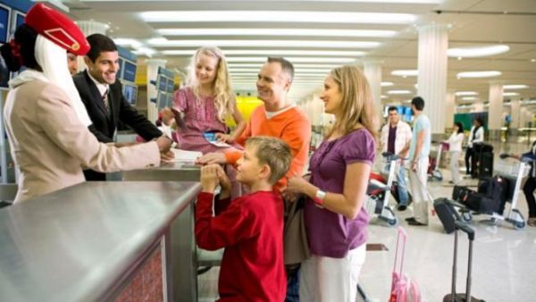 Emirates check-in desk