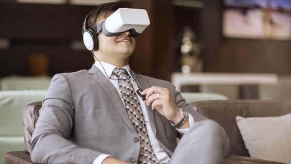 The carriers are testing the potential of the technology in lounges. (Courtesy of Emirates)