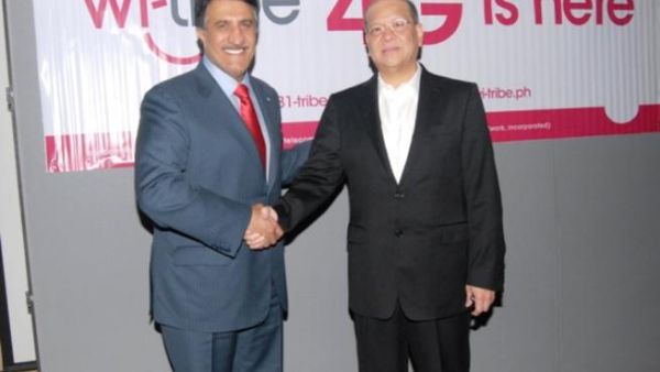 Sheikh Abdullah Bin Mohammed Bin Saud Al-Thani, Chairman of Qtel, with Ramon Ang, President and Chief Operating Officer of SMC, Philippines Sheikh Abdullah Bin Mohammed Bin Saud Al-Thani, Chairman of Qtel, with Ramon Ang, President and Chief Operating Officer of SMC, Philippines
