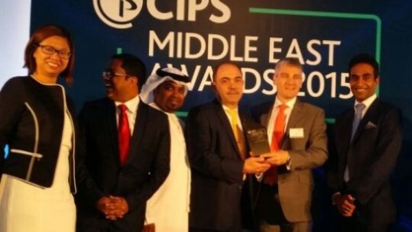 FGB representatives receiving the award