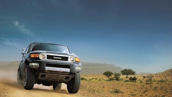 FJ Cruiser in the Desert