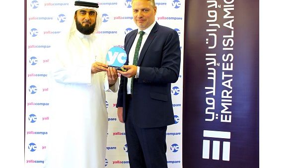 يأتي تكريم موقع YallaCompare في إطار سلسلة من التقديرات التي حظي بها "الإمارات الإسلامي" لهذا العام يأتي تكريم موقع YallaCompare في إطار سلسلة من التقديرات التي حظي بها "الإمارات الإسلامي" لهذا العام