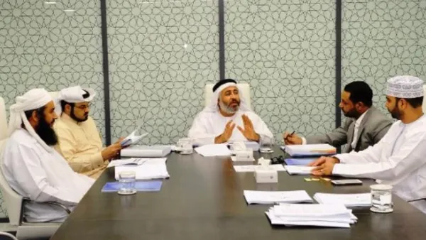 خلال الاجتماع 