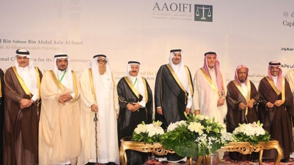 سمو أمير منطقة المدينة المنورة بعد التكريم