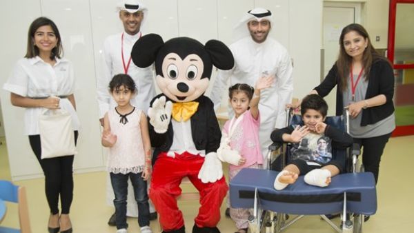 Gulf Bank staff volunteered their time to visit children in seven hospitals over the course of one week. Gulf Bank staff volunteered their time to visit children in seven hospitals over the course of one week.