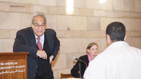 الجامعة الأمريكية بالقاهرة تقيم حفل تأبين للدكتور والمفكر جلال أمين
