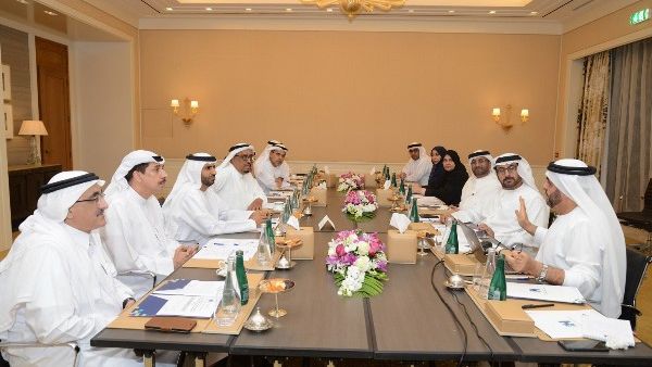 اجتماع مجلس أمناء جامعة حمدان بن محمد الذكية
