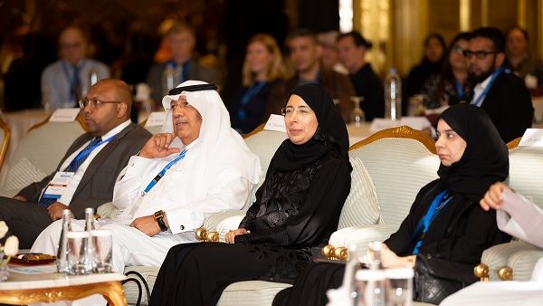 حنان محمد الكواري، وزير الصحة العامة حنان محمد الكواري، وزير الصحة العامة