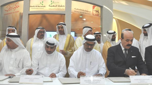 H.H. Sheikh Hamdan Bin Rashid Al Maktoum, H.E Eng. Hussain Nasser Lootah, & Hussein Hachem