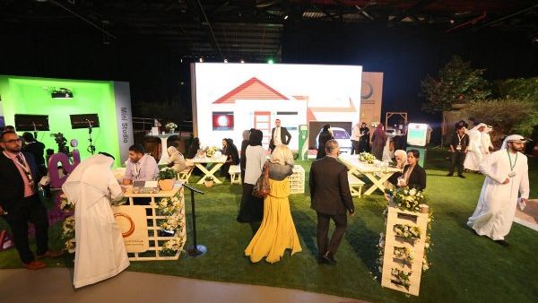 جناح هيئة كهرباء ومياه دبي خلال الدورة الخامسة عشرة من منتدى الإعلام العربي 2016 
