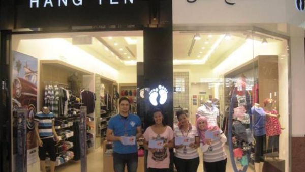 Hang Ten Shop At Ajman City Center