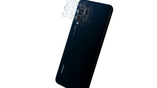 باستخدام كاميرا هاتف ذكي وقع الاختيار على هاتف HUAWEI P20 Pro الذي لاقى استحسان النجوم ونال ٳعجابهم.