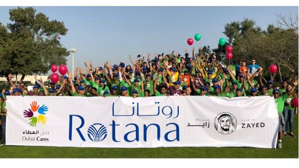 Nearly 300 Rotana participants from across 16 hotels in Dubai and the Northern Emirates joined in the 3km city walk.