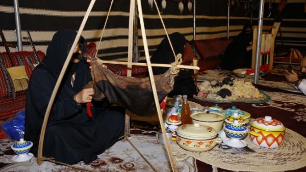سيقام المهرجان في القرية العالمية تحت شعار "كنوزٌ من التراث الثقافي الإماراتي".