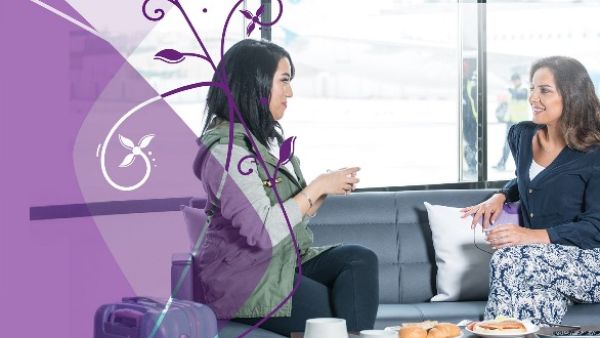 يمكن لجميع الأمهات المسافرات في 21 مارس 2017، التمتع بمجموعة من الامتيازات والراحة داخل صالة طيران الجزيرة المواجهة لبواباتها في مطار الكويت الدولي