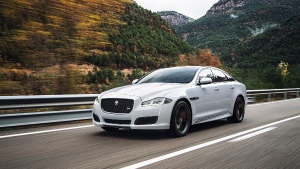 Jaguar XJR