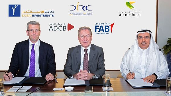 Khalid Bin Kalban, André Sayegh and Colin Fraser signing the project Khalid Bin Kalban, André Sayegh and Colin Fraser signing the project